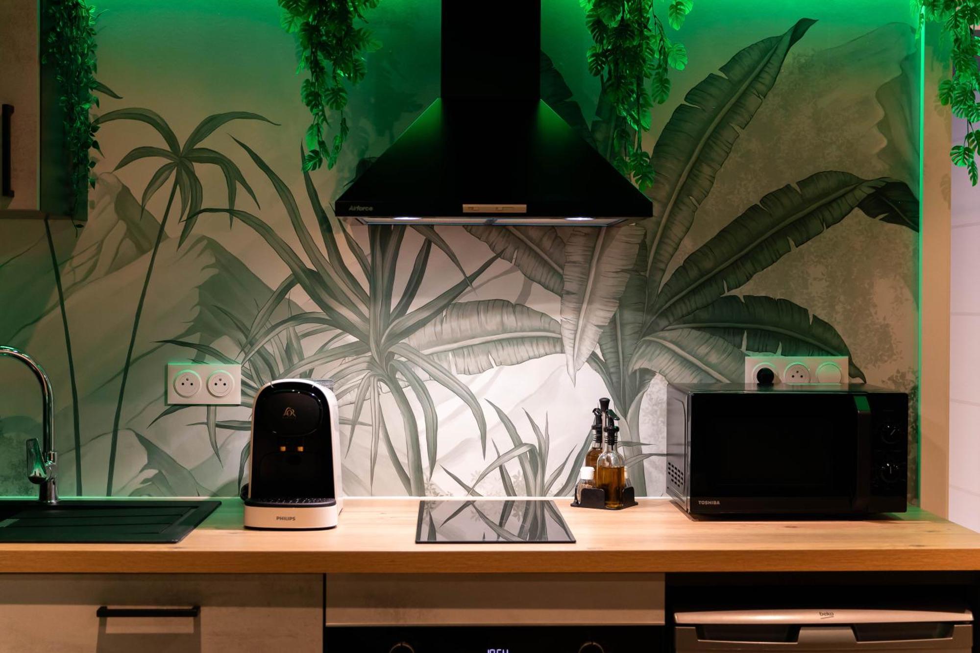 L'Oasis Tropicale, Jacuzzi, Love Room Roppenheim Bagian luar foto